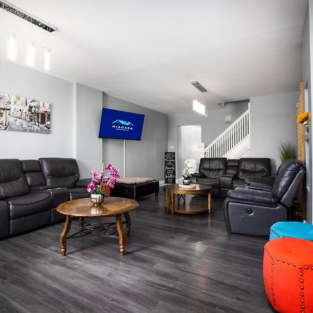 Sprawling 8Br Home Ideal For Large Groups In Niagara Falls Ny Esterno foto