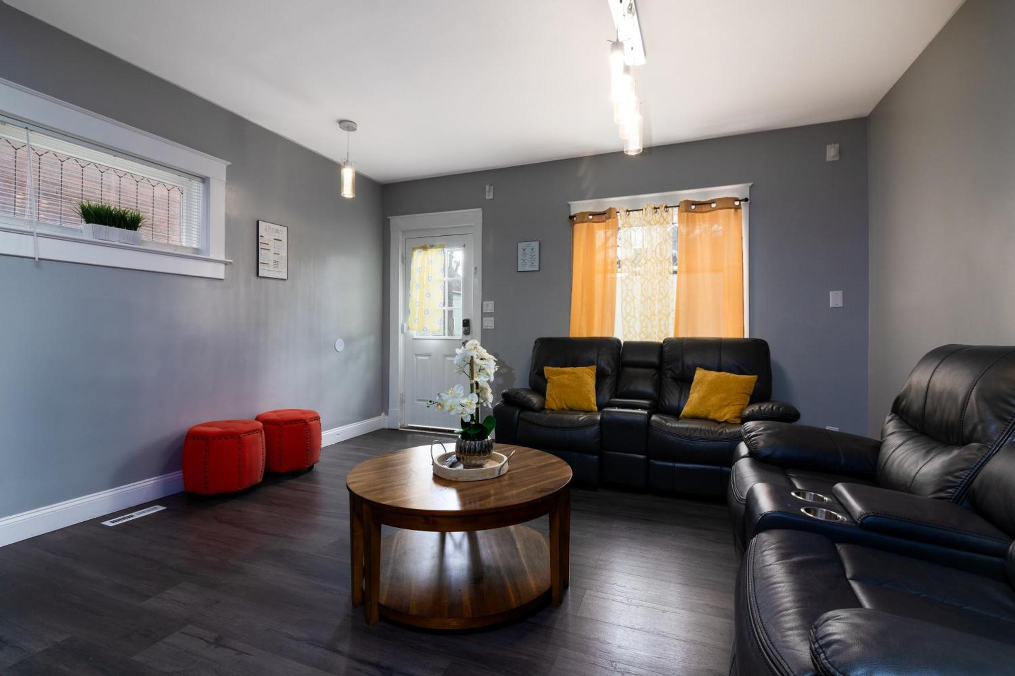 Sprawling 8Br Home Ideal For Large Groups In Niagara Falls Ny Esterno foto