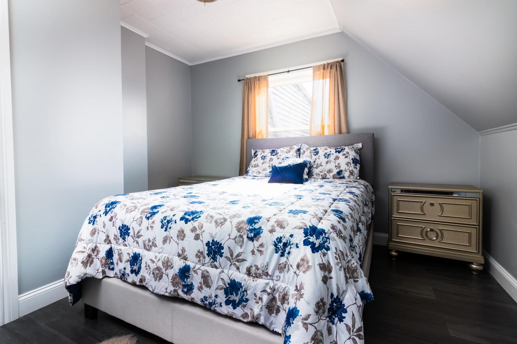 Sprawling 8Br Home Ideal For Large Groups In Niagara Falls Ny Esterno foto
